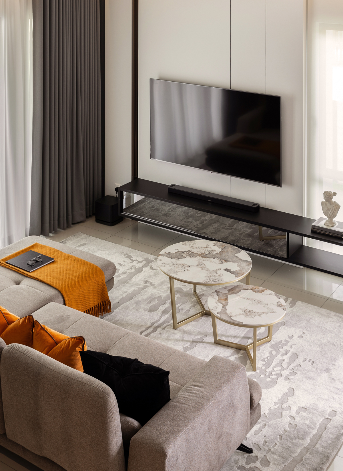 Atyca 76 | The Roof Studio