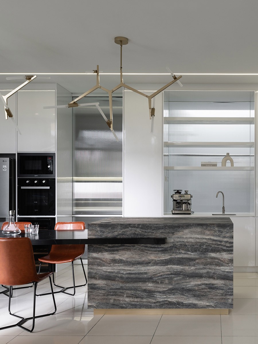 Aeres 3 | The Roof Studio