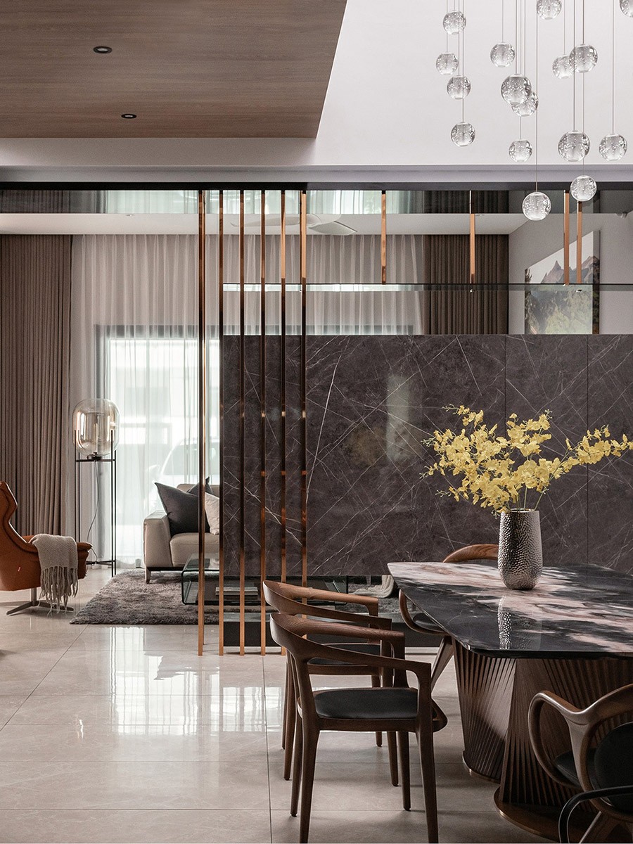 Sierra 11 | The Roof Studio