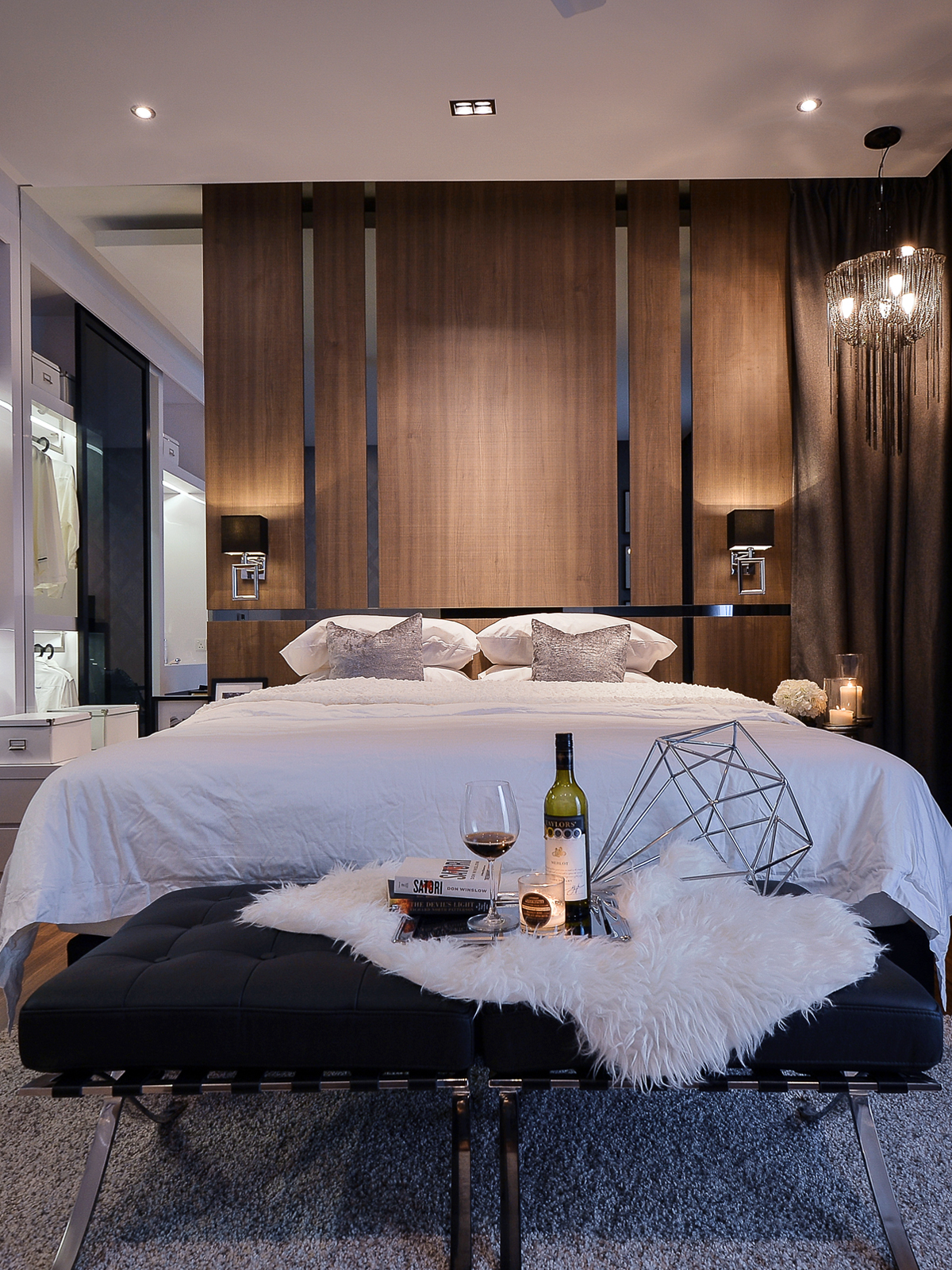 Sun’s 44 | The Roof Studio